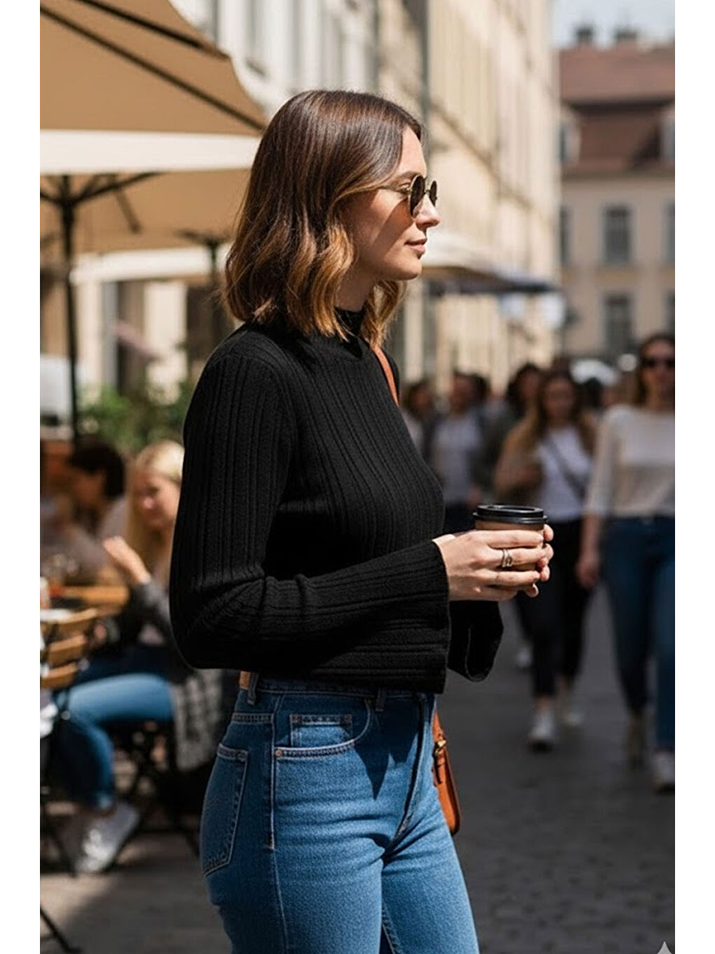 Kadın Siyah İspanyol Kol Yarım Balıkçı Detaylı Triko Kazak-1