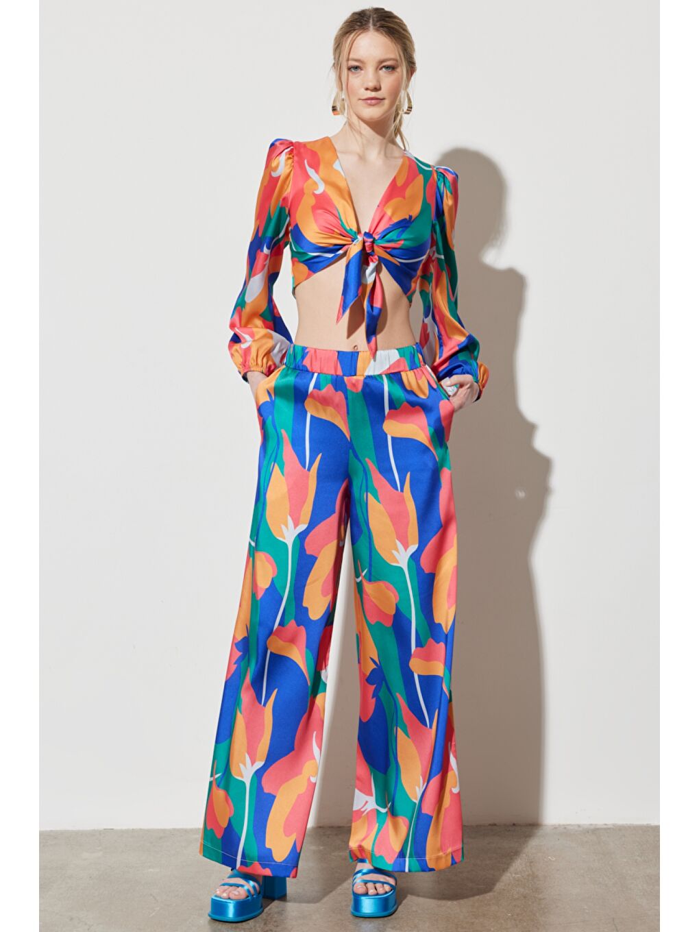 Karışık Flare Regular Fit Yüksel Bel İspanyol Paça Desenli Pantolon-2