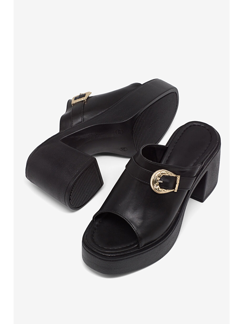 Kadın Siyah Yüksek Tabanlı Rahat Tokalı Terlik-2