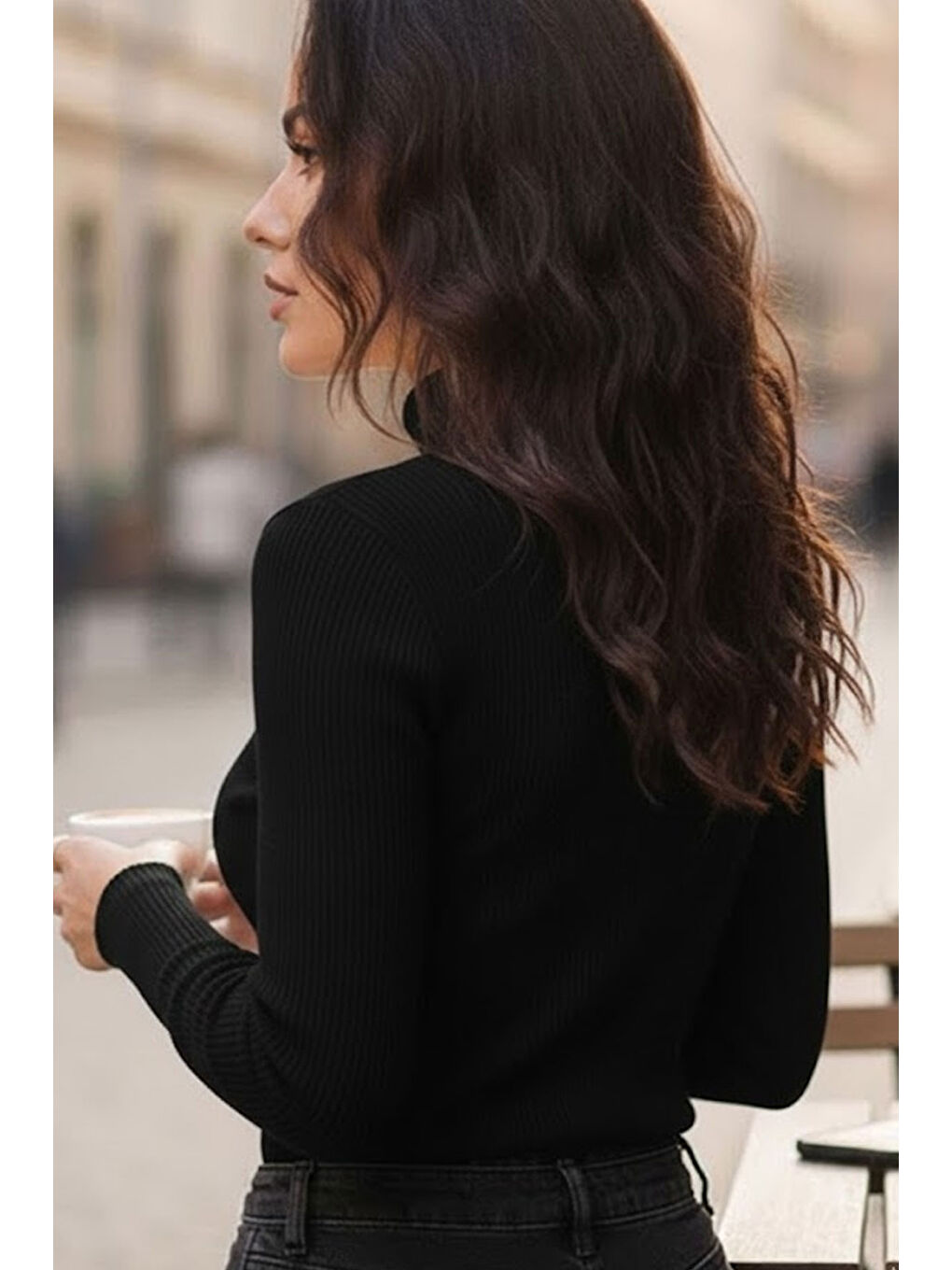 Kadın Siyah Yarım Balıkçı Detaylı Triko Kazak-2