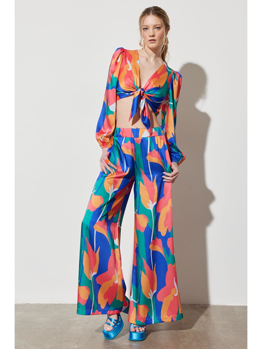 Karışık Flare Regular Fit Yüksel Bel İspanyol Paça Desenli Pantolon-3