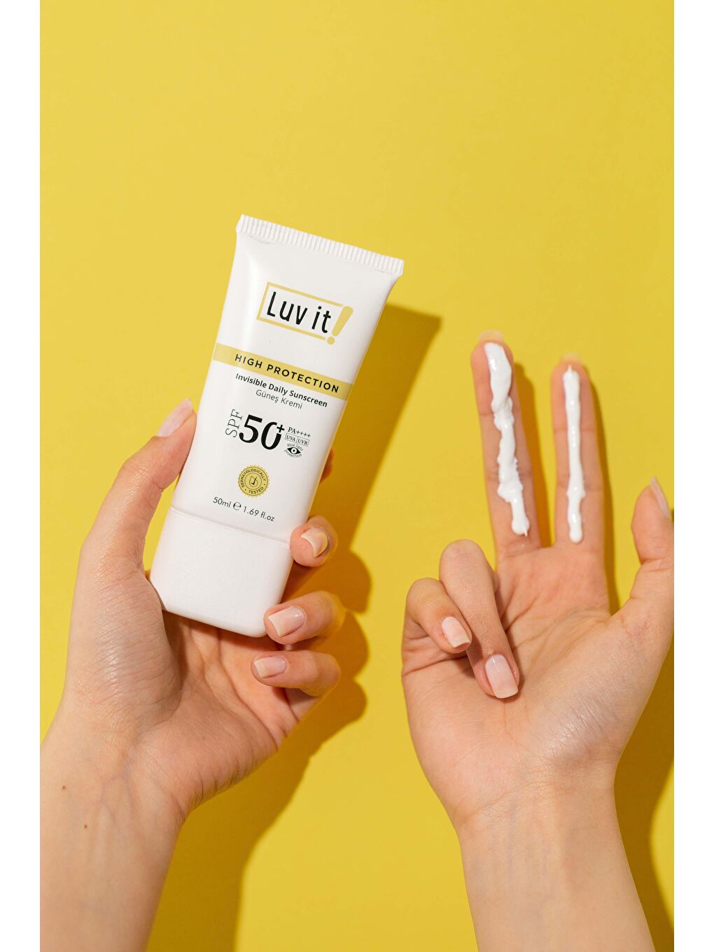 Luv it! Renksiz Spf50+ Pa++++ Uva Uvb Yüksek Korumalı Leke Karşıtı Güneş Kremi 50ml - 1