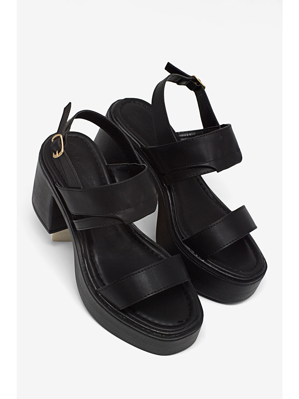 Kadın Siyah Rahat Kalıp Poli Taban Topuklu Sandalet