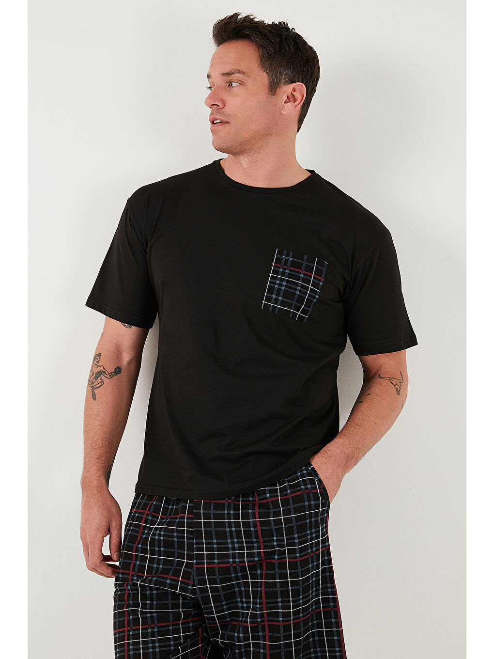 Siyah Kareli Regular Fit Pamuklu Bisiklet Yaka Kısa Kollu Şortlu Pijama Takımı 6572020-3