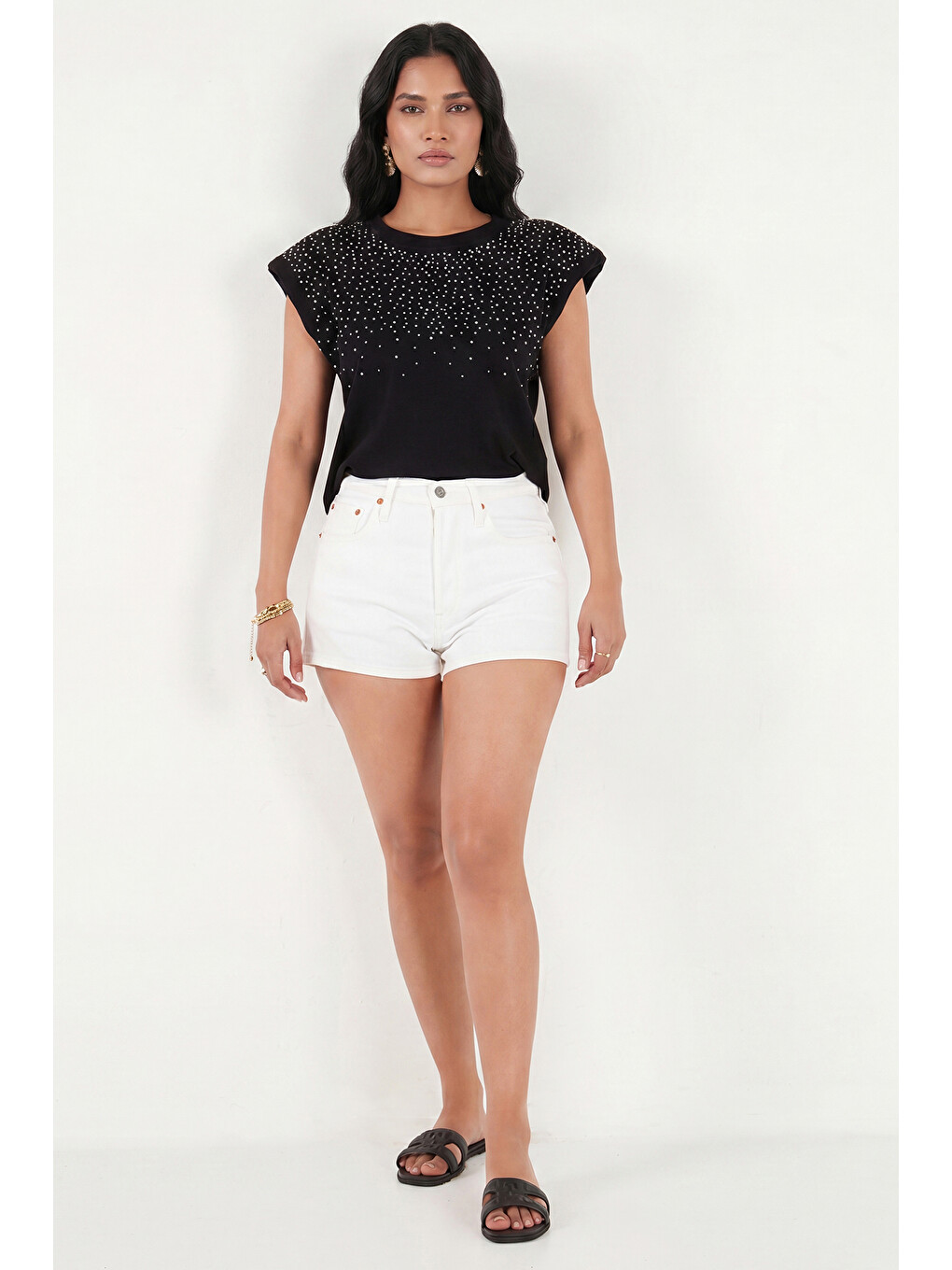 Siyah Pamuklu Regular Fit Taş Detaylı Bluz 5866945-3