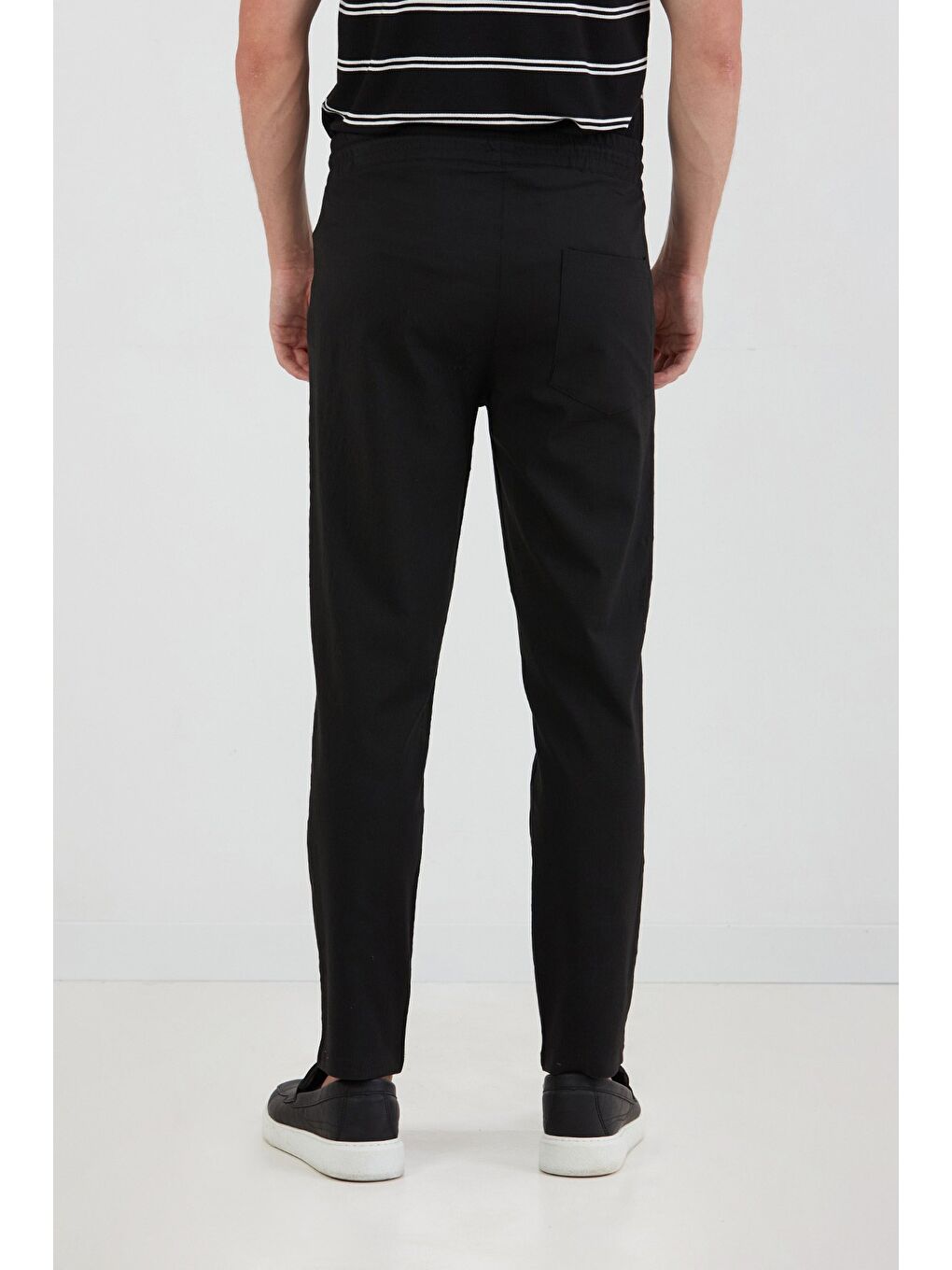 Siyah Beli Bağlamalı Jogger Kumaş Pantolon-3