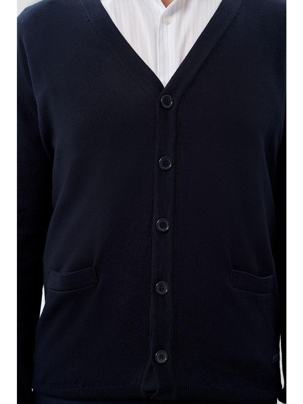 Koyu Lacivert Uzun Kol Örme V Yaka Comfort Fit Rahat Kesim Klasik Triko-3