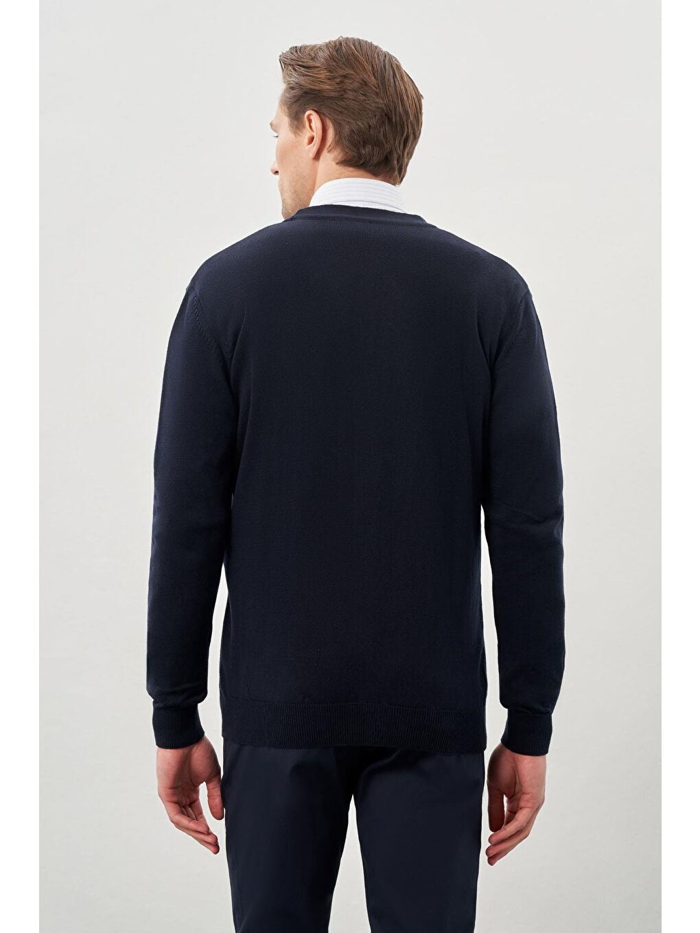 Koyu Lacivert Uzun Kol Örme V Yaka Comfort Fit Rahat Kesim Klasik Triko-4