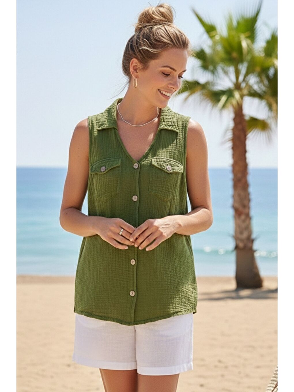 Koyu Yeşil Gömlek Yaka Kolsuz Düğmeli Çift Kapaklı Cepli Yıkamalı Casual Müslin Dokuma Bluz 62 55