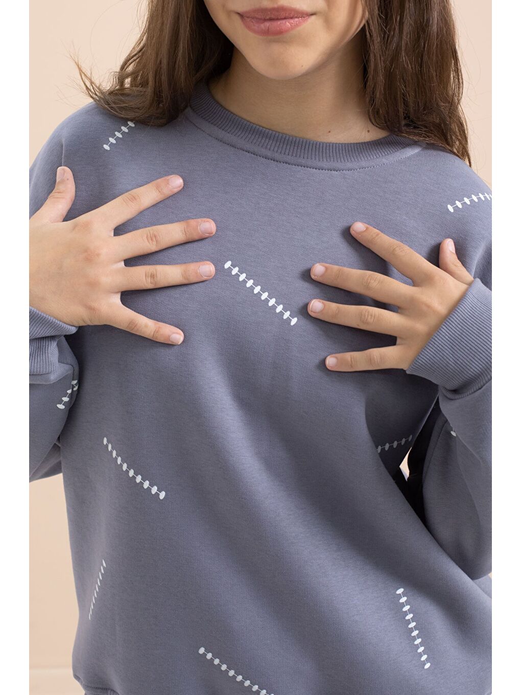 Gri Kız Çocuk Desenli 3 İplik Şardonlu Geniş Paça Eşofman Takımı 22648-2