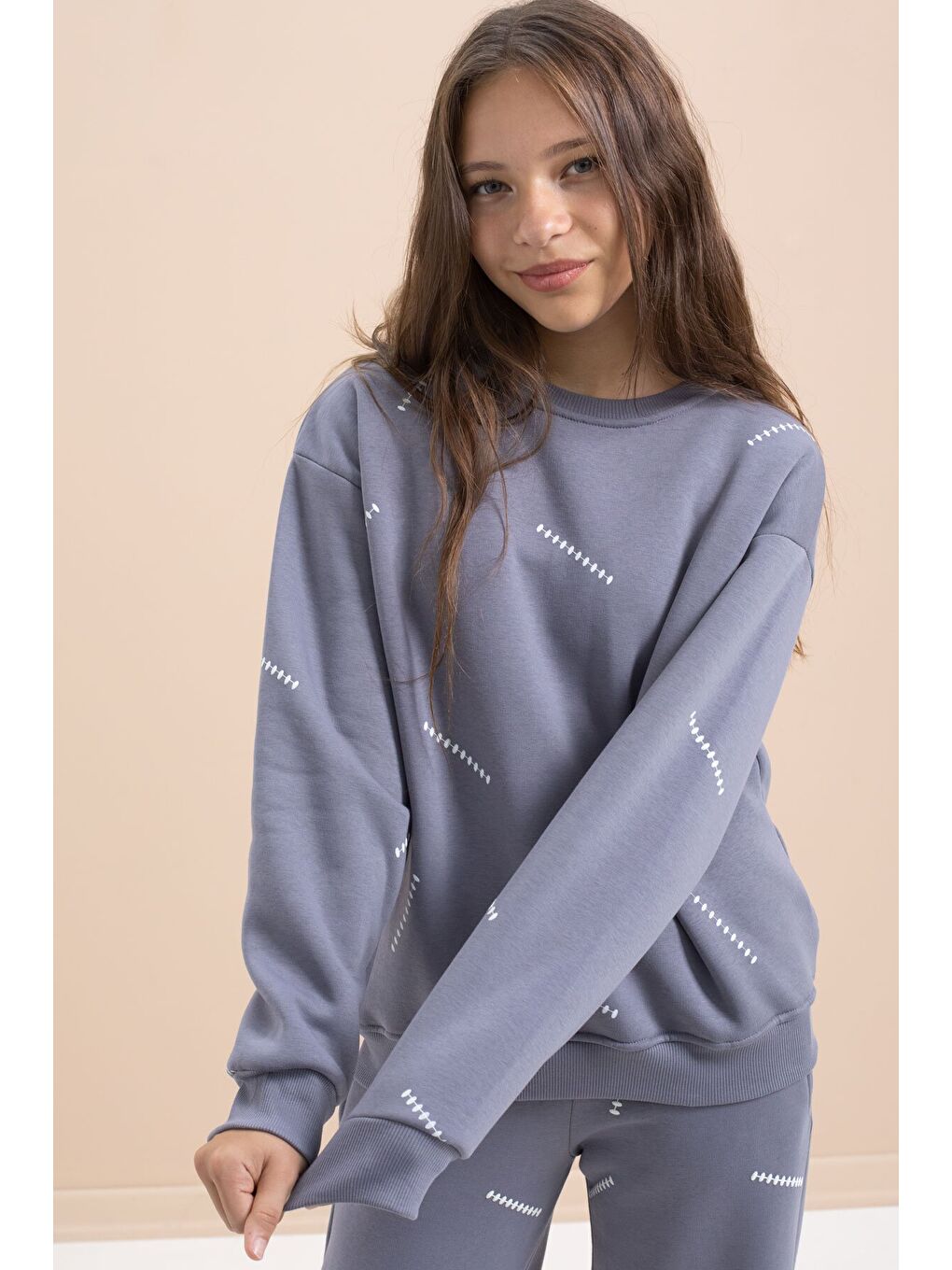 Gri Kız Çocuk Desenli 3 İplik Şardonlu Geniş Paça Eşofman Takımı 22648-4