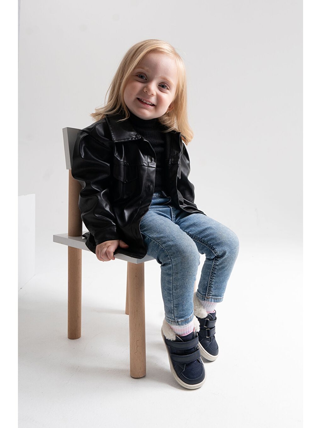 Kız Bebek Lacivert Hakiki Deri Suya Dayanıklı Anatomik İlk Adım Bot