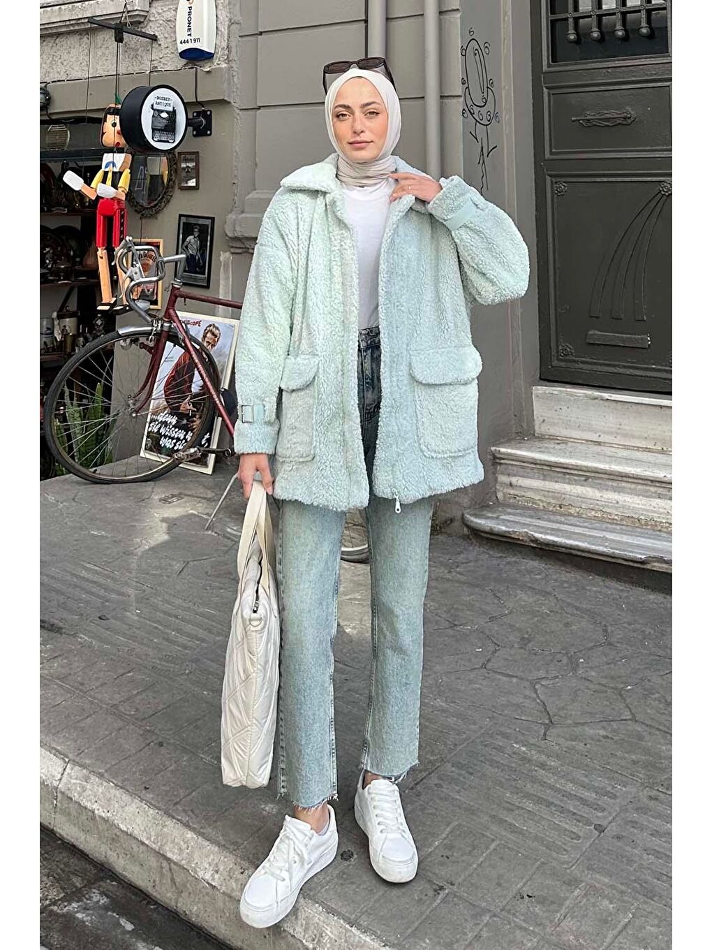 Kol Detaylı Fermuarlı Teddy Mont Mint Yeşili