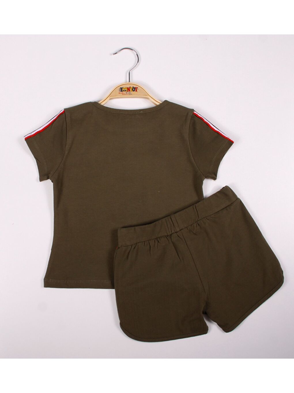 Haki Kız Çocuk Kiraz Nakışlı Şortlu Takım-1