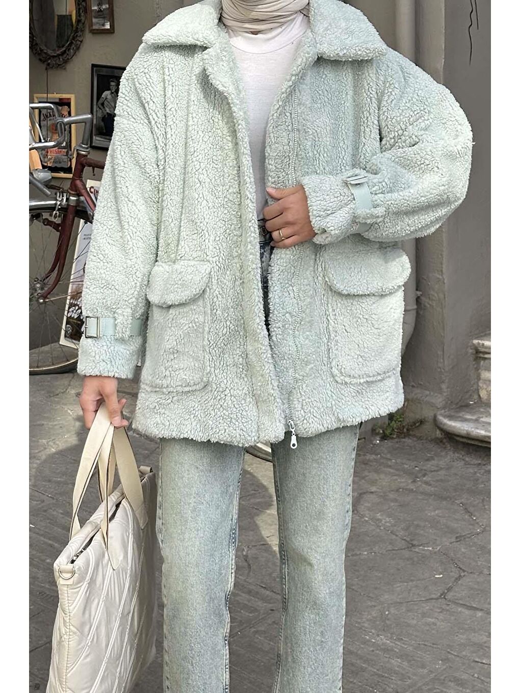 Kol Detaylı Fermuarlı Teddy Mont Mint Yeşili-2