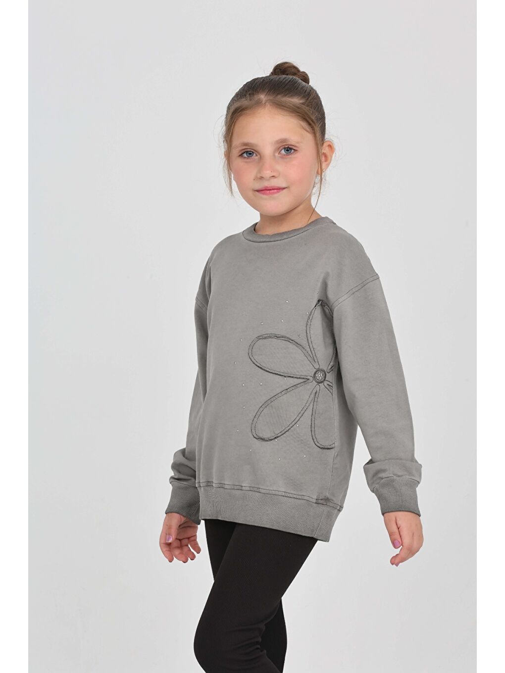 Antrasit Kız Çocuk Çiçek Nakışlı Sweatshirt-3