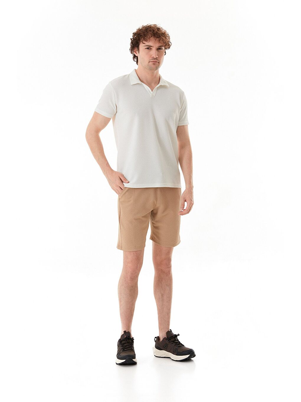 Bej Petek Kumaş Beli Bağlamalı Cepli Şort