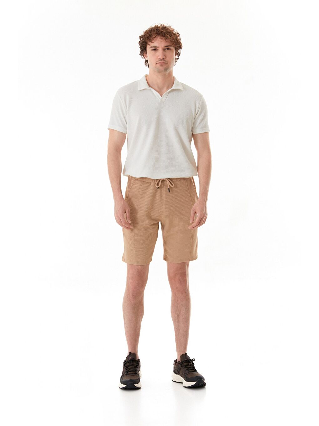 Bej Petek Kumaş Beli Bağlamalı Cepli Şort-2