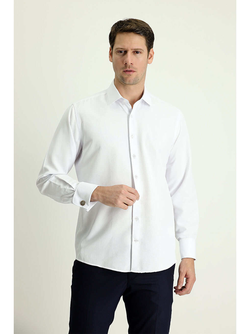 Beyaz Uzun Kol Klasik Desenli Manşetli Pamuklu Gömlek