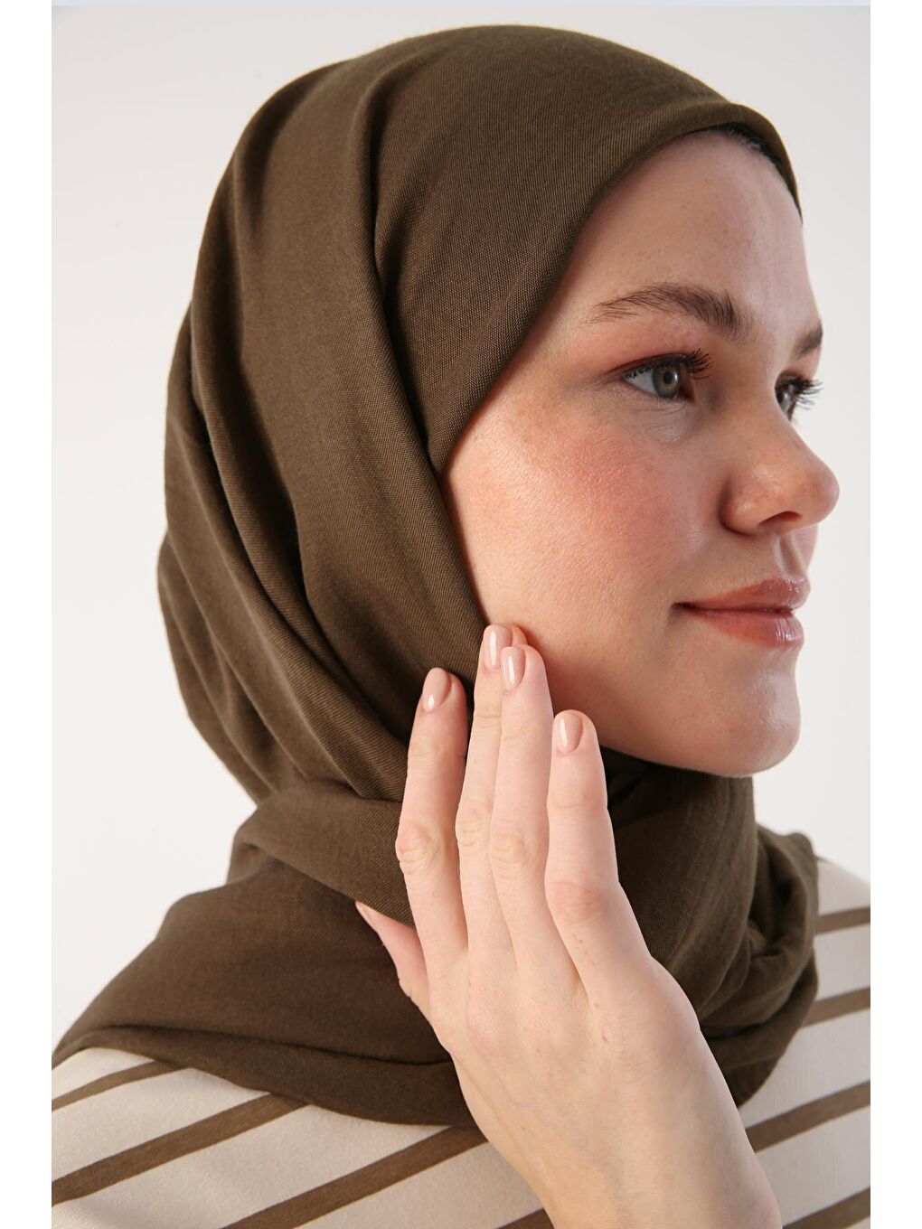 Kahverengi Pamuklu Kraş Şal