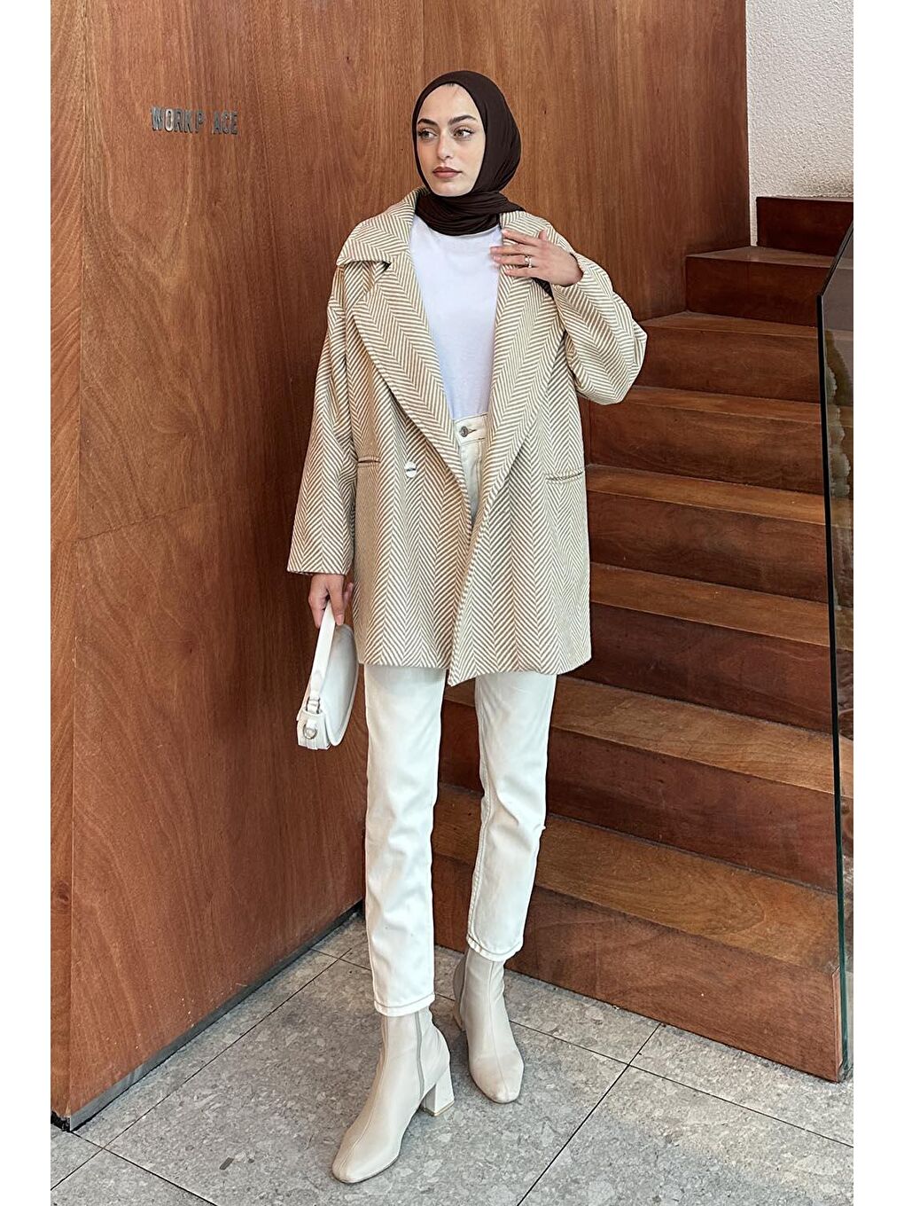 Kahverengi Zikzak Desen Balık Sırtı Kaban Camel