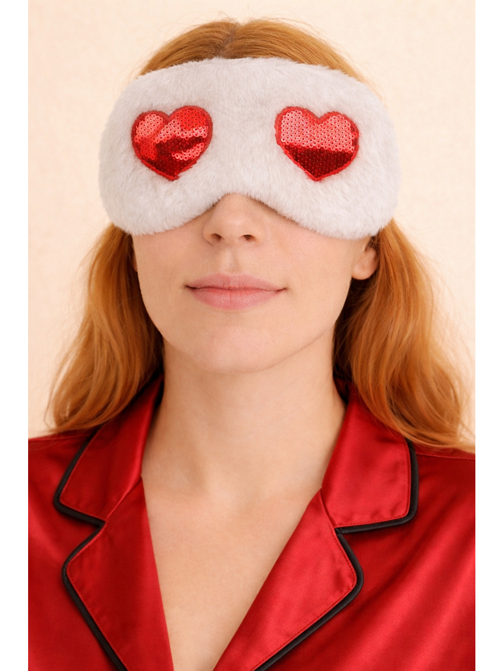 Pullu Kalpli Göz Uyku Bandı Beyaz