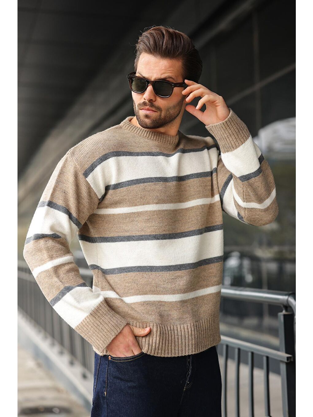 Bej Vizon Çizgili Bisiklet Yaka Triko Erkek Kazak E7455