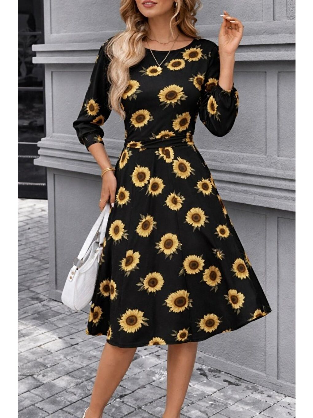 Siyah Kadın Fakir Kol Bisiklet Yaka Midi Mikro Elbise