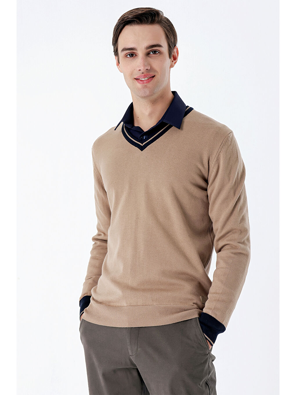 Kahverengi Koyu Camel Uzun Kollu Desenli Örme V Yaka Pamuklu Klasik Comfort Fit Triko 1012235168-1