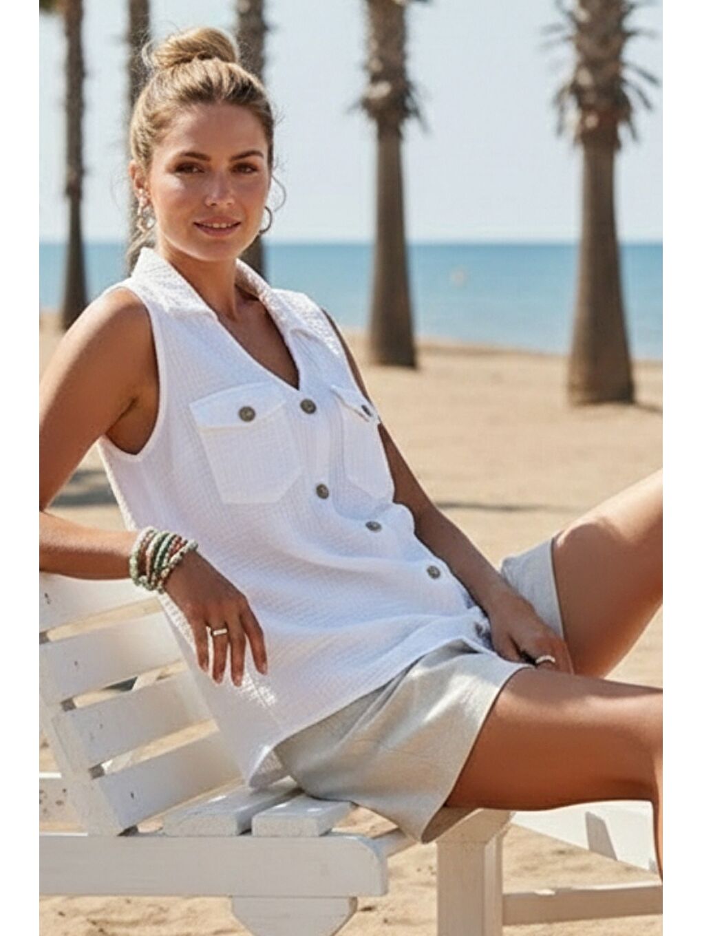 Beyaz Gömlek Yaka Kolsuz Düğmeli Çift Kapaklı Cepli Yıkamalı Casual Müslin Dokuma Bluz 62 55