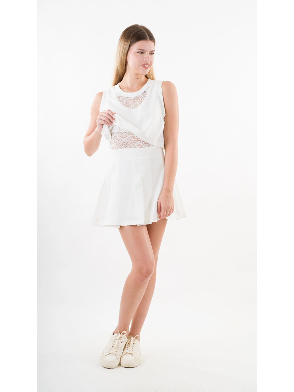 Kadın Beyaz Dantel Desenli Bisiklet Yaka Kolsuz Astarlı Elbise HZL24S-YY10021-3