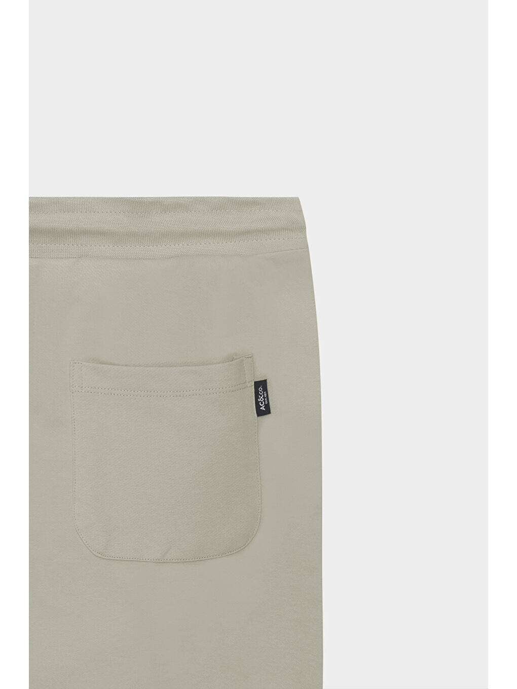 Erkek Bej Standart Fit Normal Kesim Pamuklu Cepli Rahat Örme Şort-6