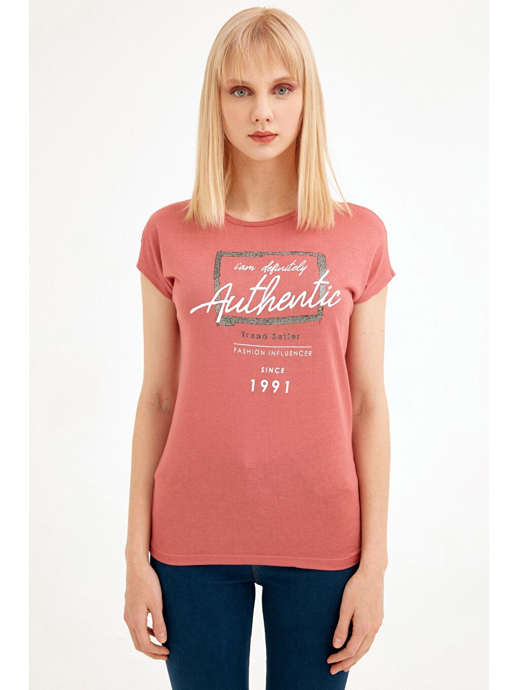 Pembe Yazı Baskılı Tişört-2