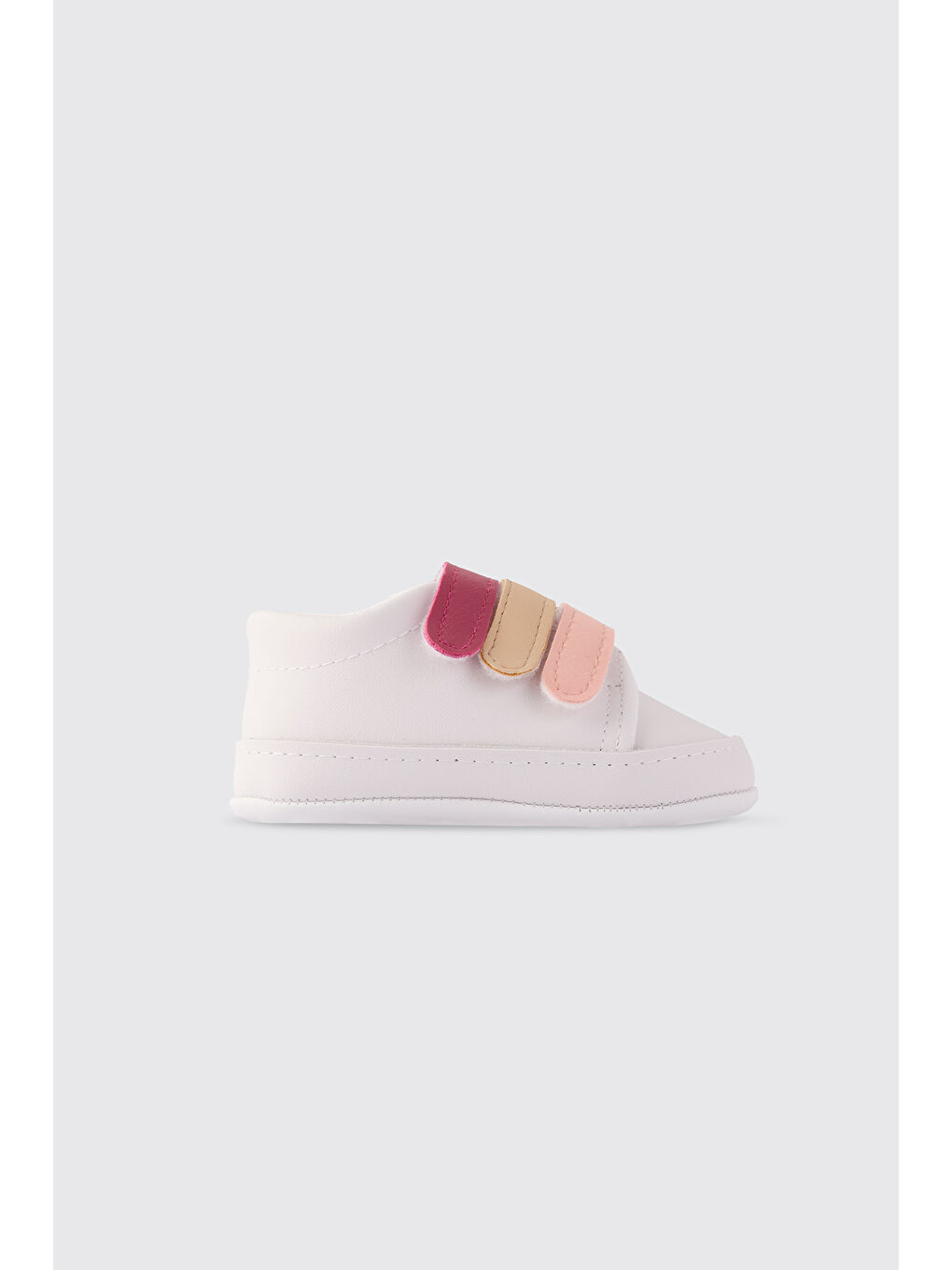 Yenidoğan Cırt Cırt Detaylı Beyaz Patik