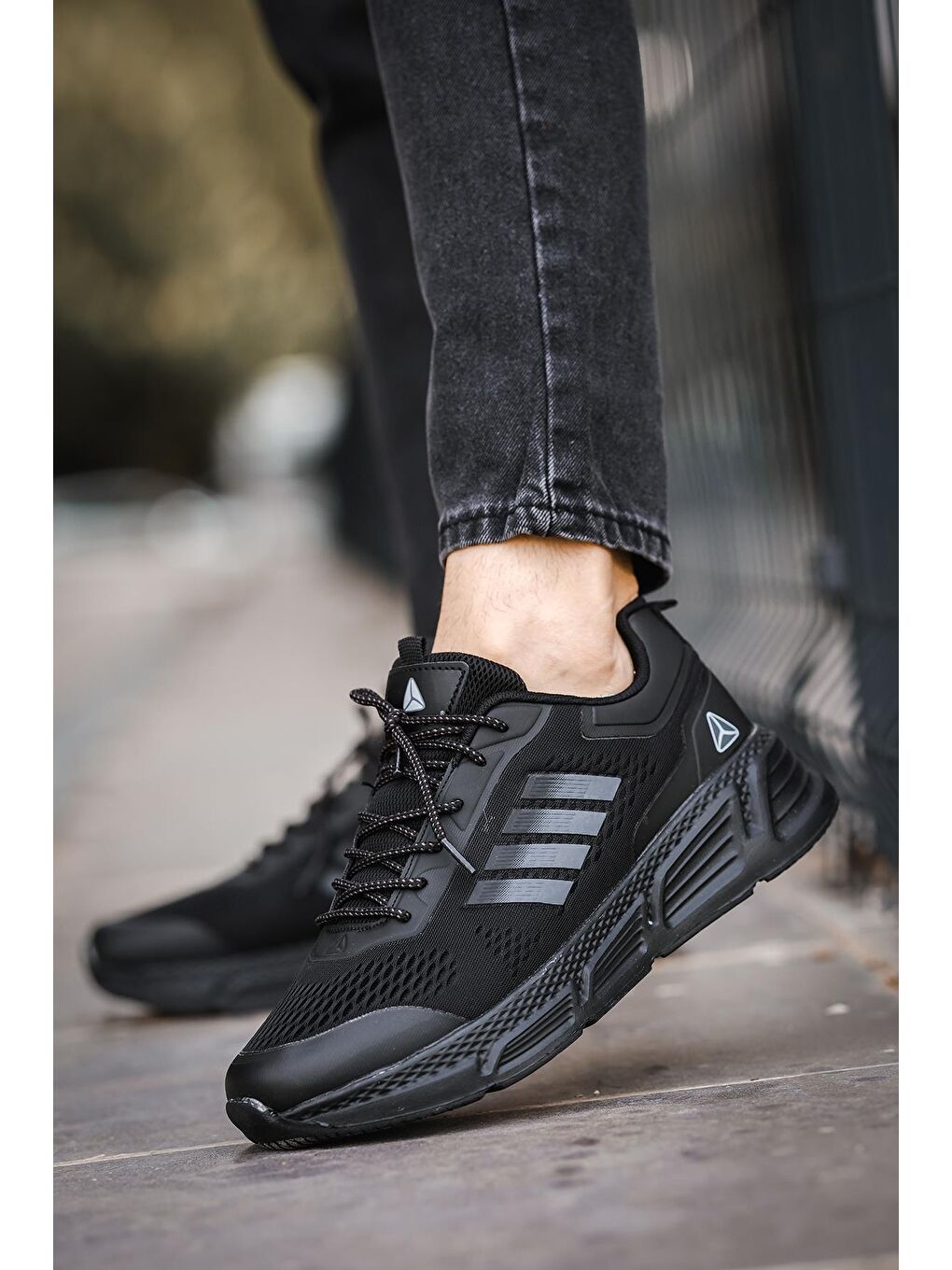 Siyah Mj 2155 Nefes Alabilen Bağcıklı Rahat Kalın Taban Erkek Sneaker