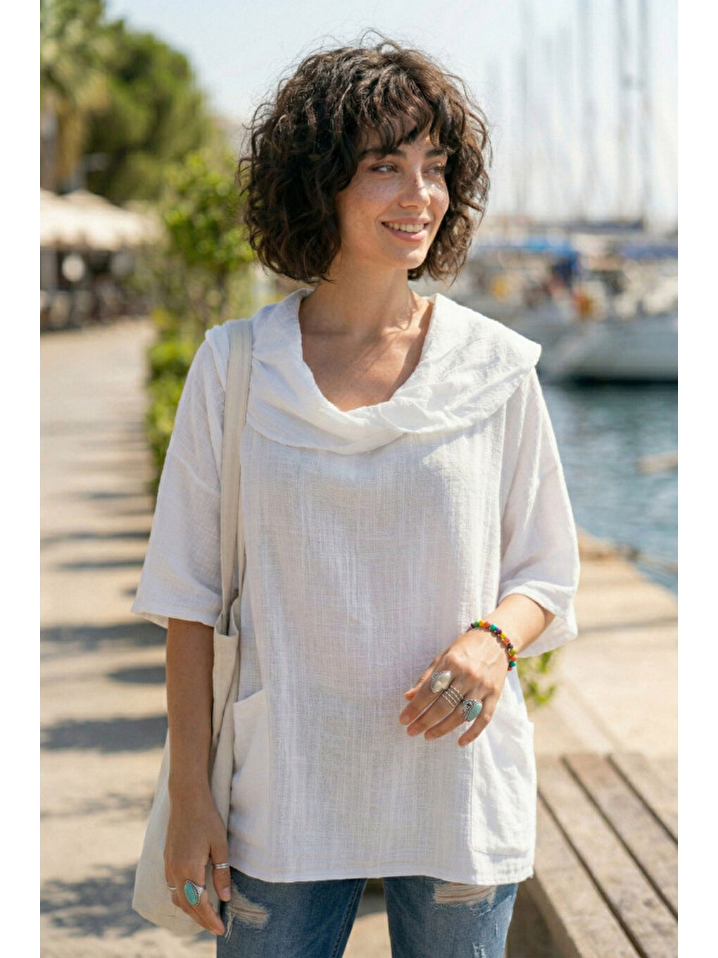 Beyaz Şal Yaka Kısa Kol Çift Cepli Casual Keten Görünümlü Geniş Kesim Dokuma Bluz 65 83-2