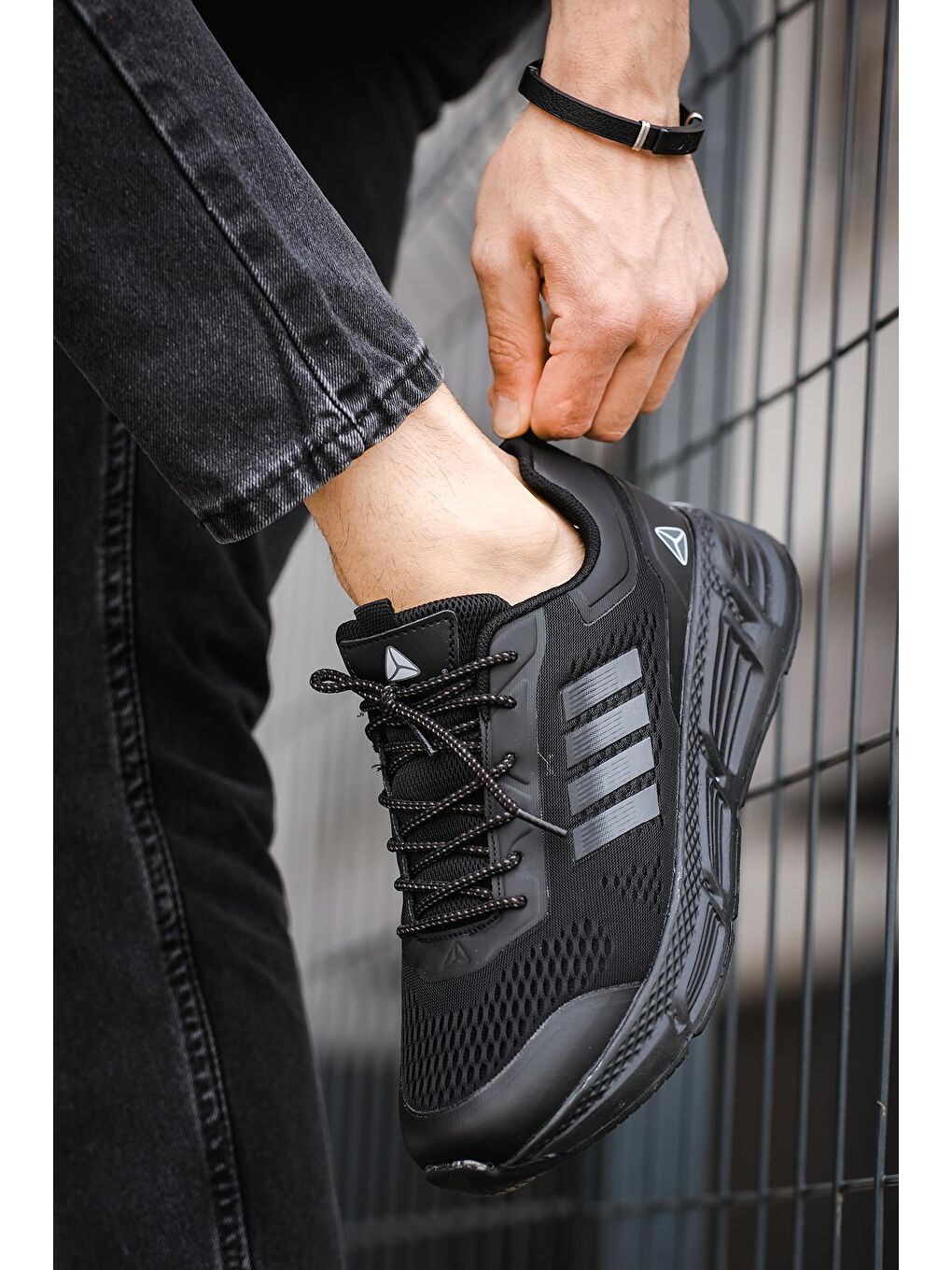 Siyah Mj 2155 Nefes Alabilen Bağcıklı Rahat Kalın Taban Erkek Sneaker-3