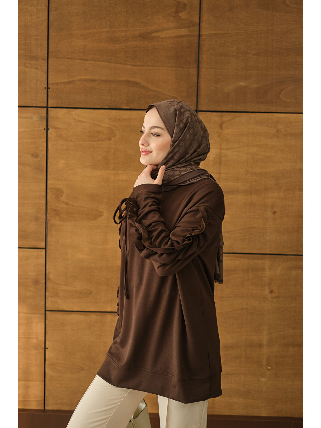 Kadın Kolları Büzgü Detay Tunik Kahverengi-3