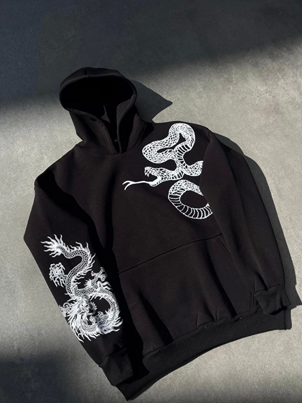 Uzun Kol Kapüşonlu Baskılı Sweatshirt - Siyah-2