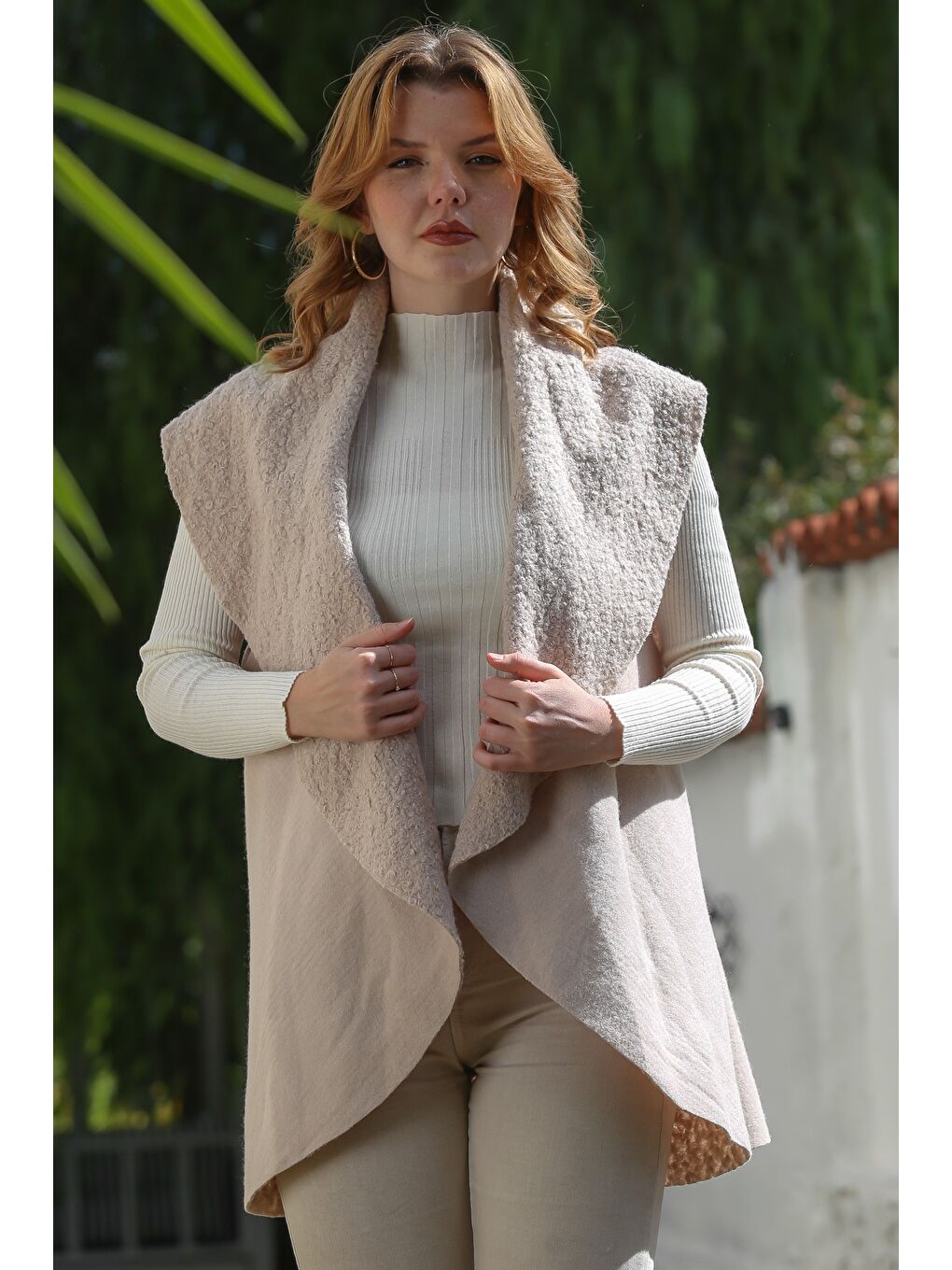 İtalyan Bej Şal Yaka Kolsuz Casual Buklet Dokuma Yelek 80 65-3