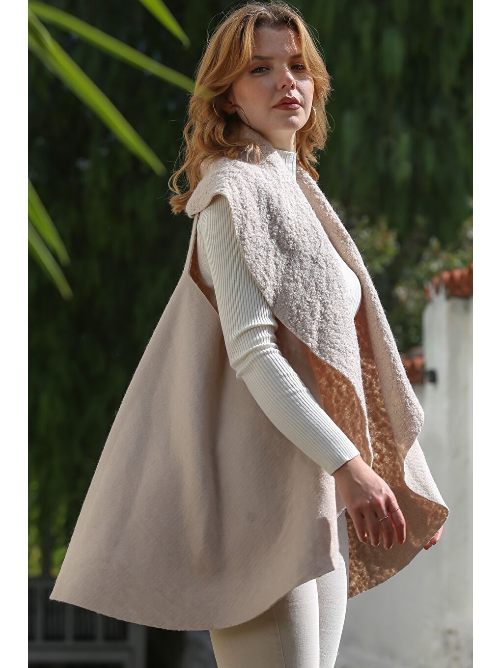 İtalyan Bej Şal Yaka Kolsuz Casual Buklet Dokuma Yelek 80 65-6