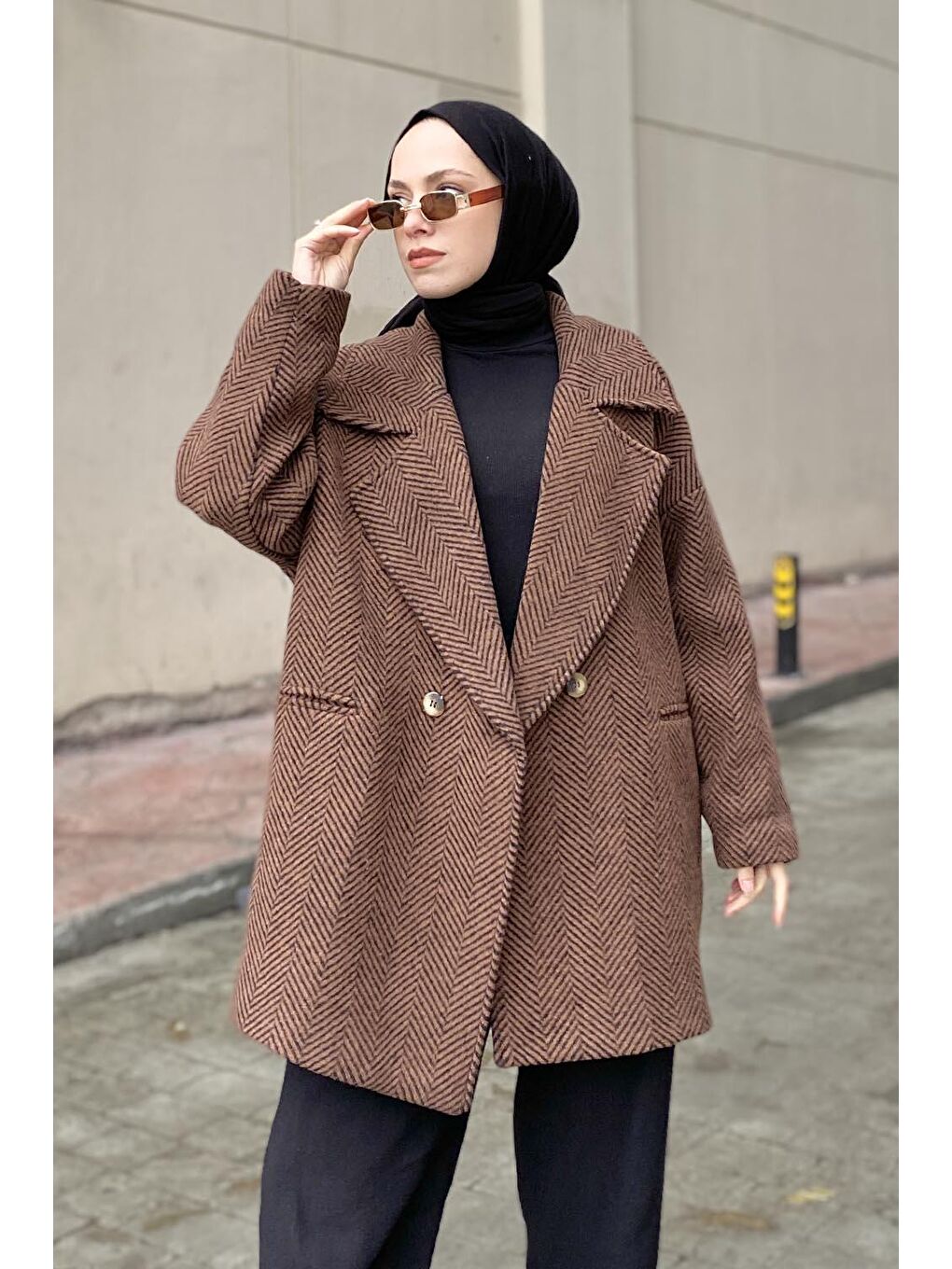 Zikzak Desen Balık Sırtı Kaban Acı Kahverengi-1