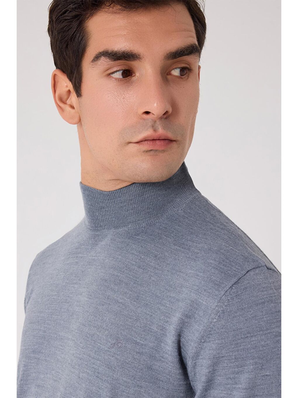 Gri Regular Fit Yünlü Yarım Balıkçı Yaka Triko Kazak-1