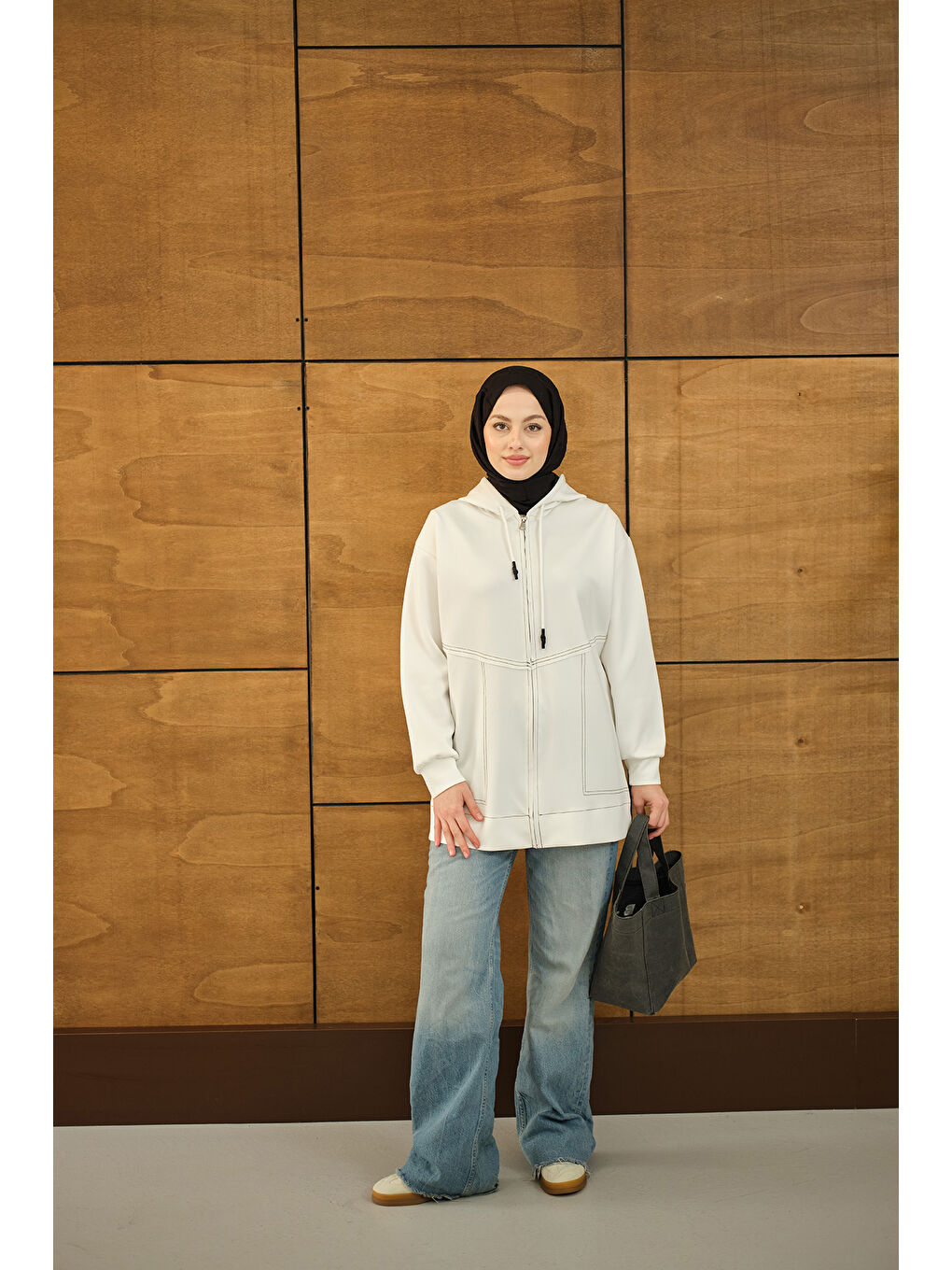 Kadın Dikiş Detay Kapüşonlu Hırka Beyaz-1