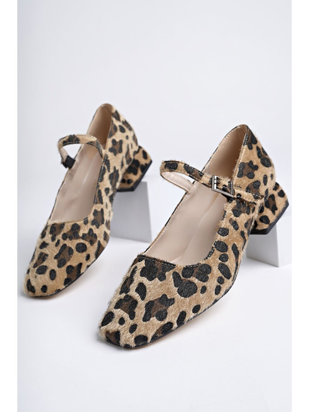 Sarı MARY Kare Burunlu Kadın Kısa Topuklu Ayakkabı-5