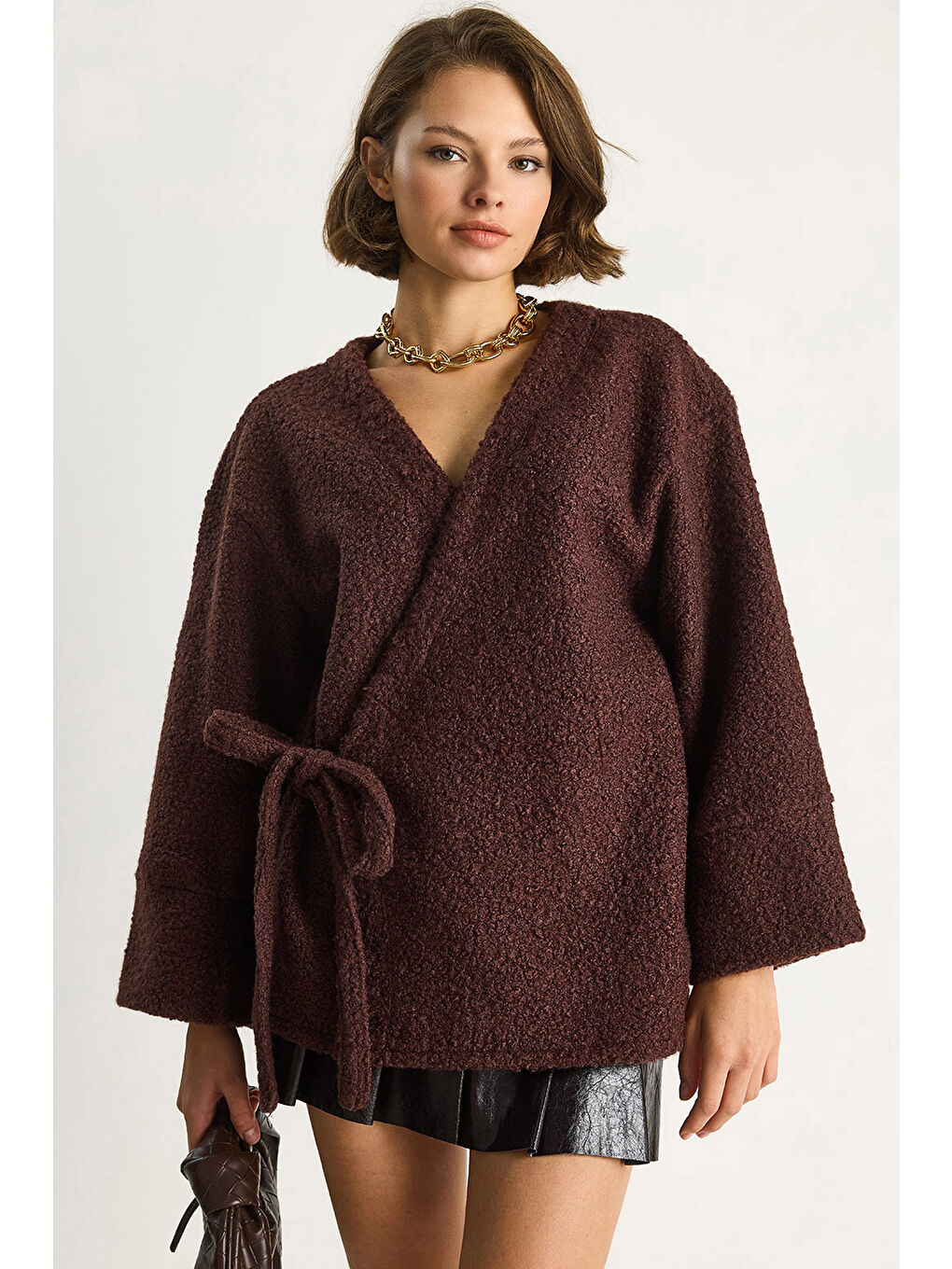 Kahverengi Kadın Kruvaze Kapama Yandan Bağlamalı Buklet Kaban