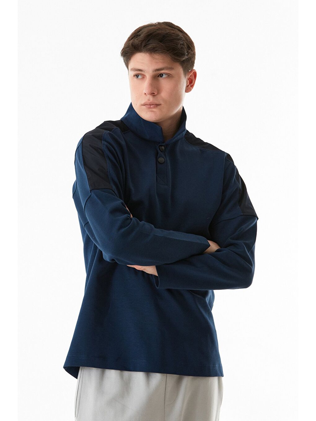 Lacivert Basic Gömlek Yaka Düğmeli %100 Pamuk Sweatshirt