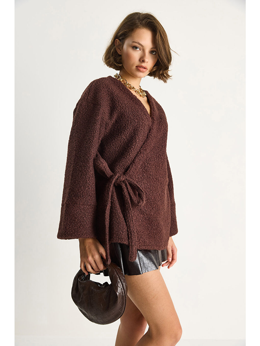 Kahverengi Kadın Kruvaze Kapama Yandan Bağlamalı Buklet Kaban-2