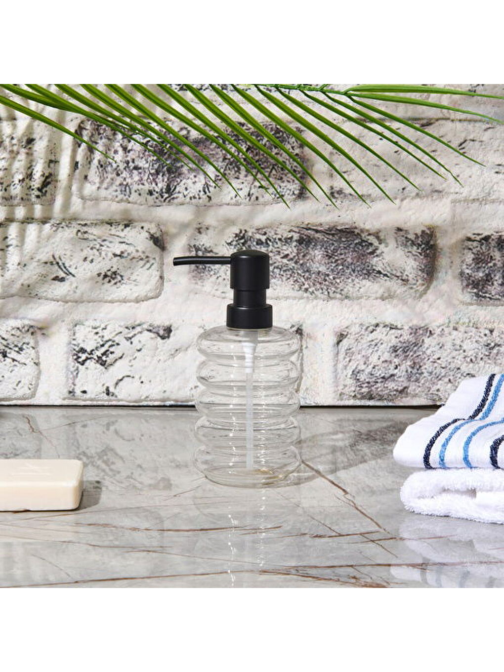Renksiz Kapaklı Borosilikat Cam Sıvı Sabunluk - Şeffaf / Siyah-3