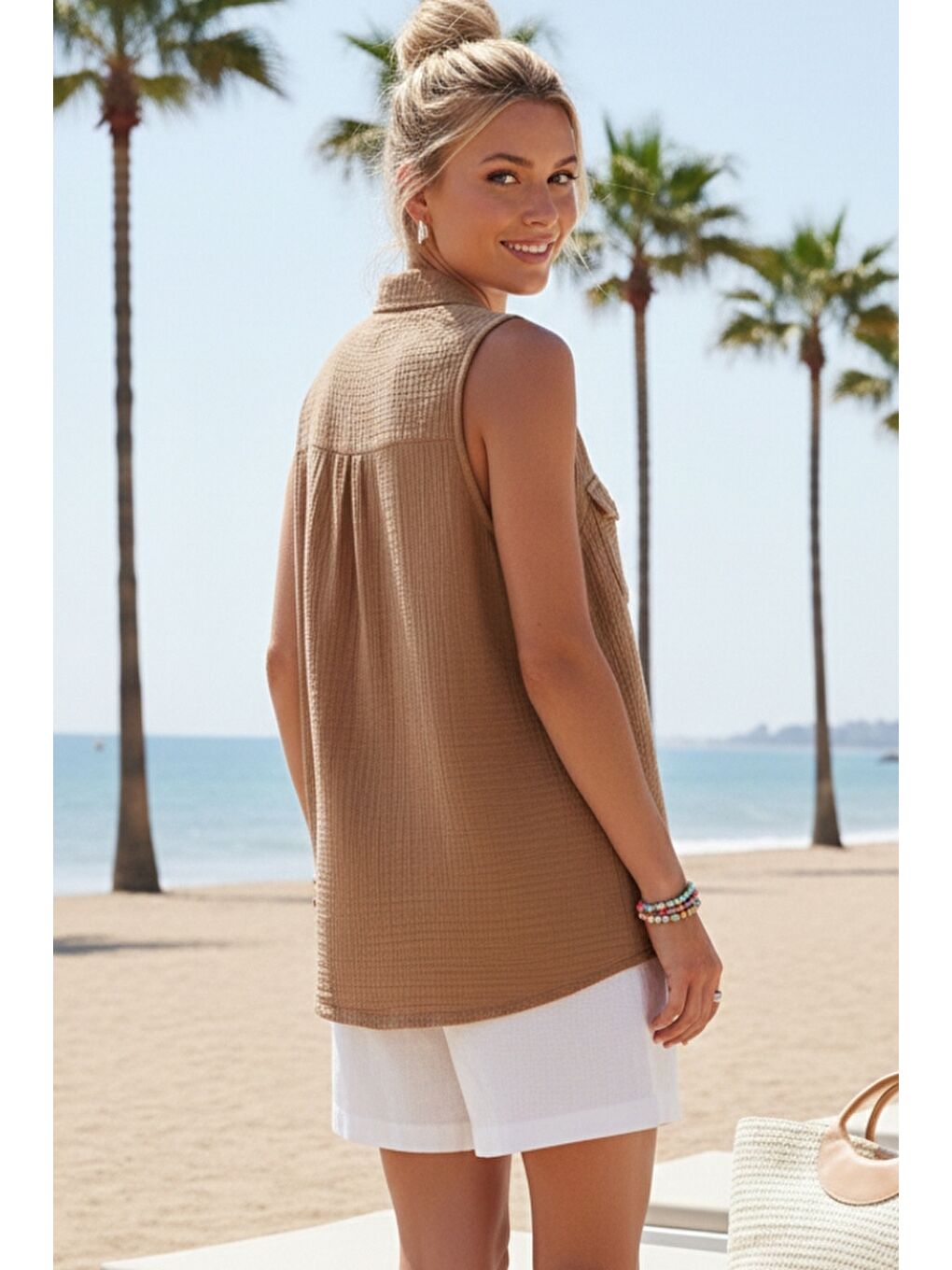 Kahverengi Tarçın Rengi Gömlek Yaka Kolsuz Düğmeli Çift Kapaklı Cepli Yıkamalı Casual Müslin Dokuma Bluz 62 55-4